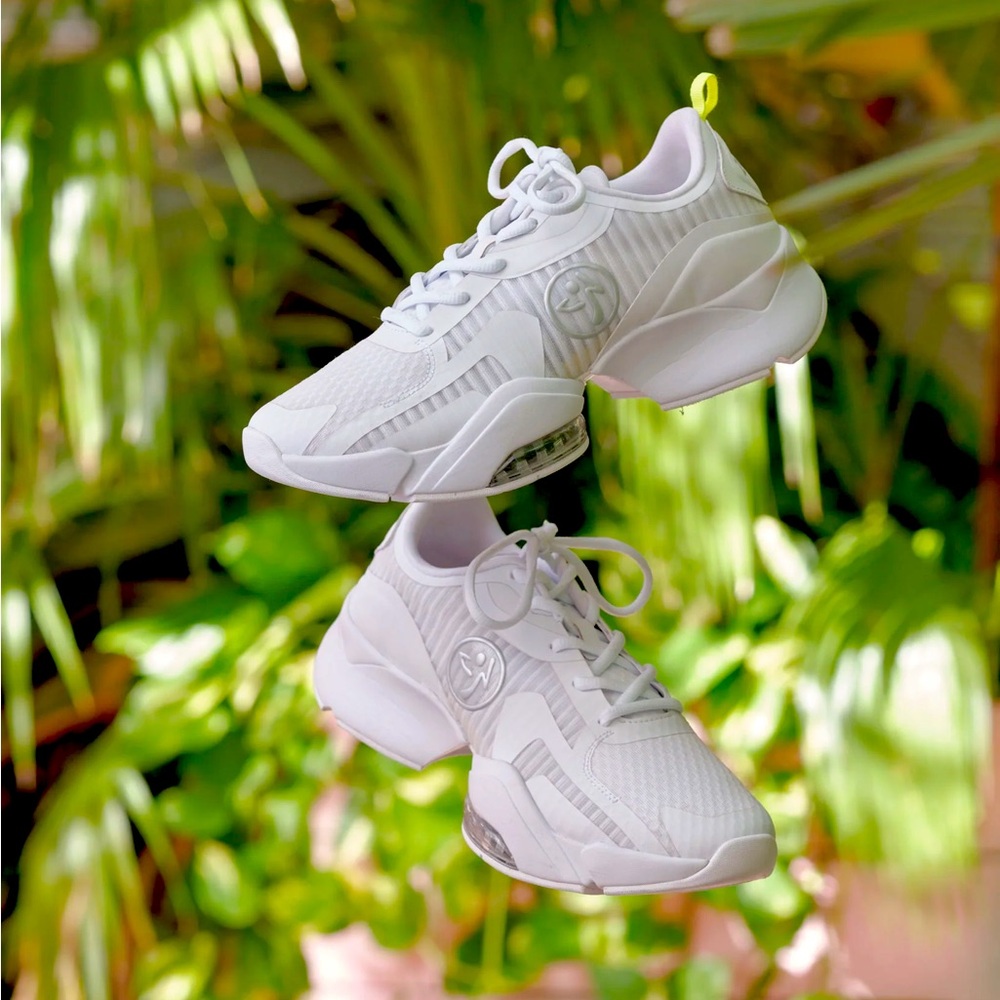 Zumba Air Stomp Remix White